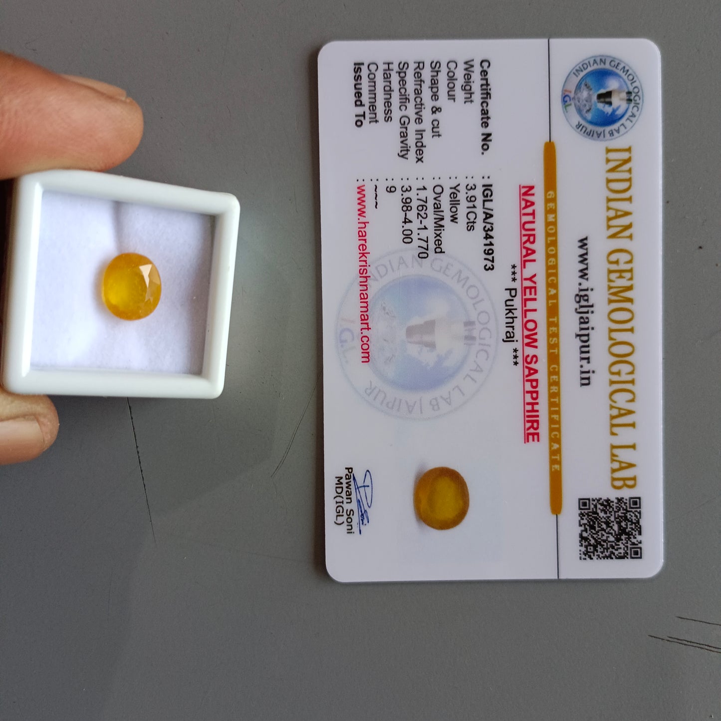 Yellow Sapphire Stone Benefits